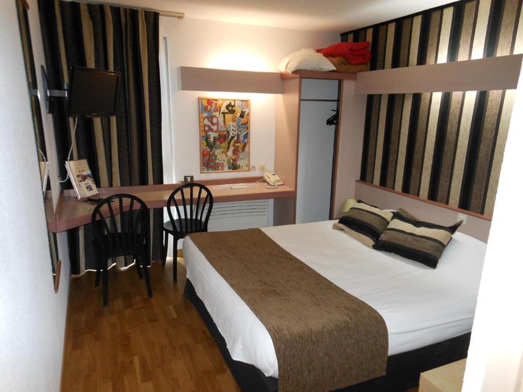 Hotel Eclipse Magnanville Δωμάτιο φωτογραφία