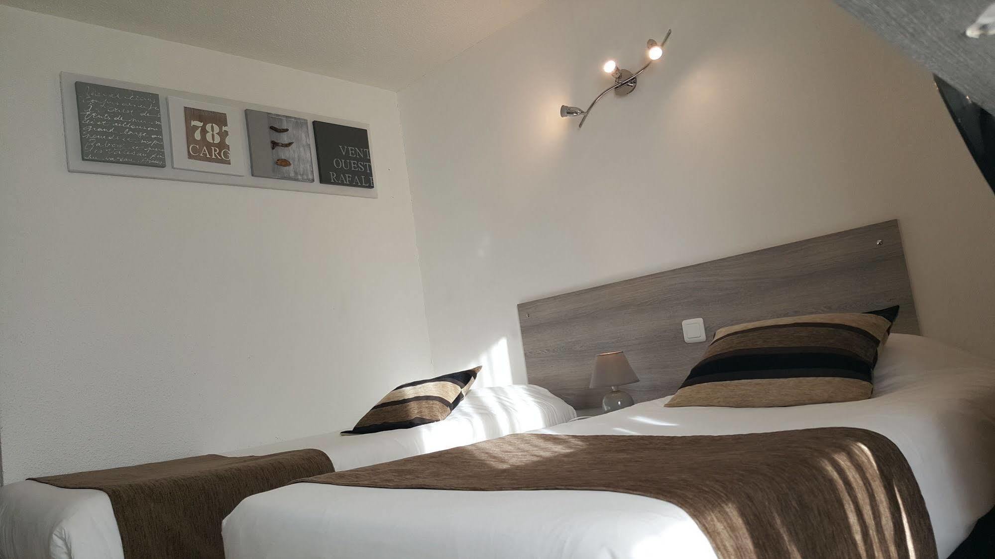 Hotel Eclipse Magnanville Εξωτερικό φωτογραφία