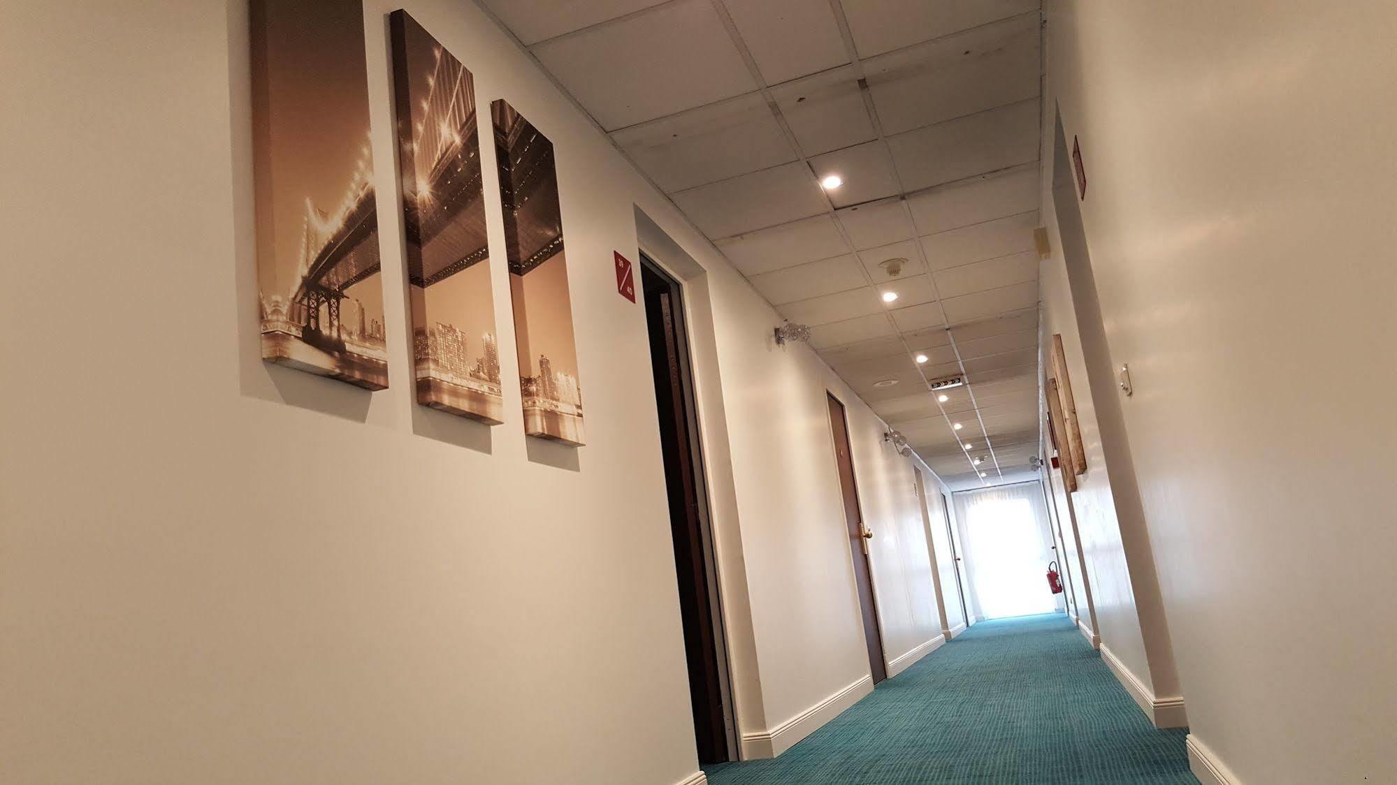 Hotel Eclipse Magnanville Εξωτερικό φωτογραφία